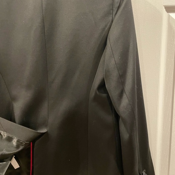 Like new Size 6 Calvin Klein black suit coat. Super soft! - Picture 3 of 3